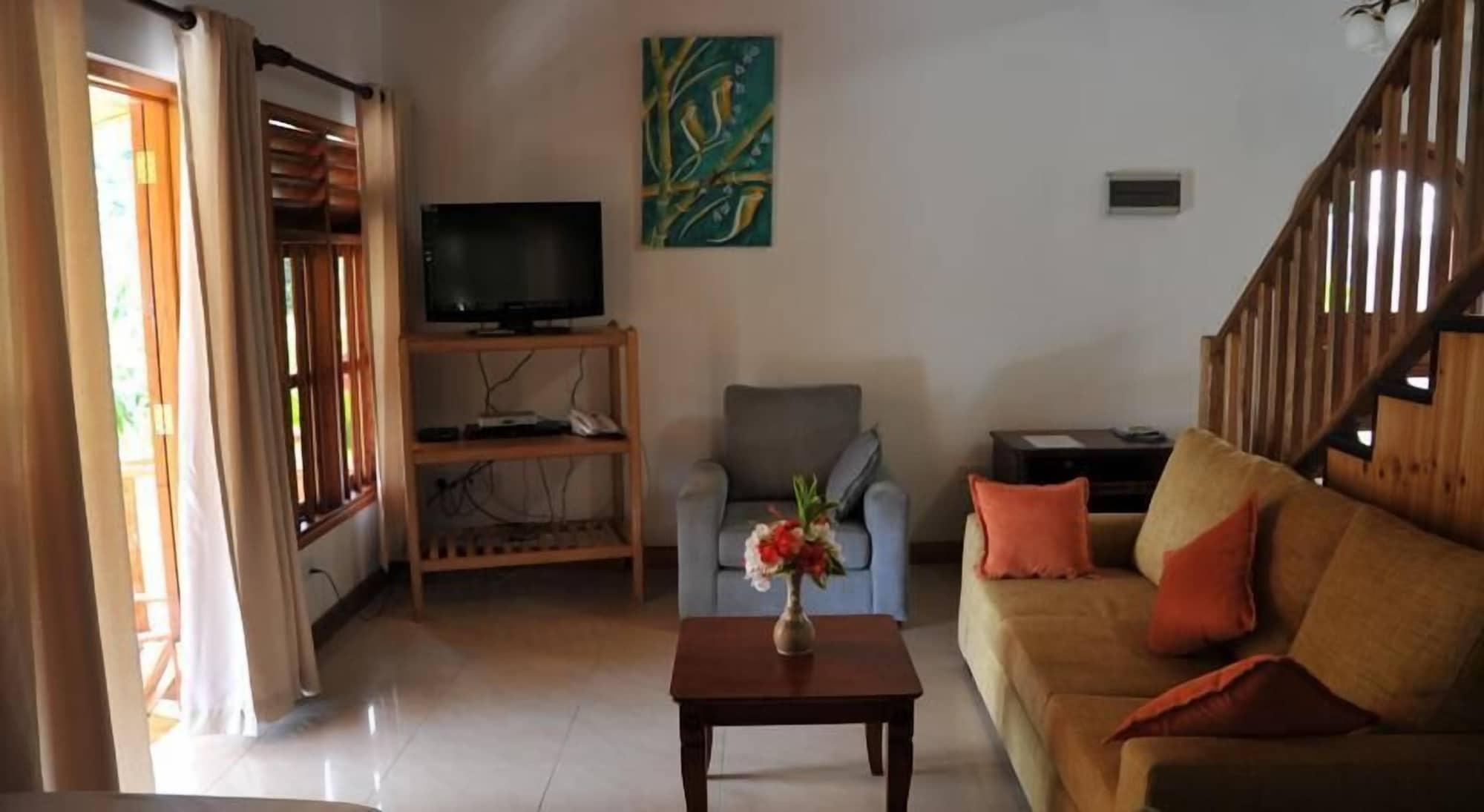 La Fontaine Holiday Apartment Bel Ombre Exterior photo