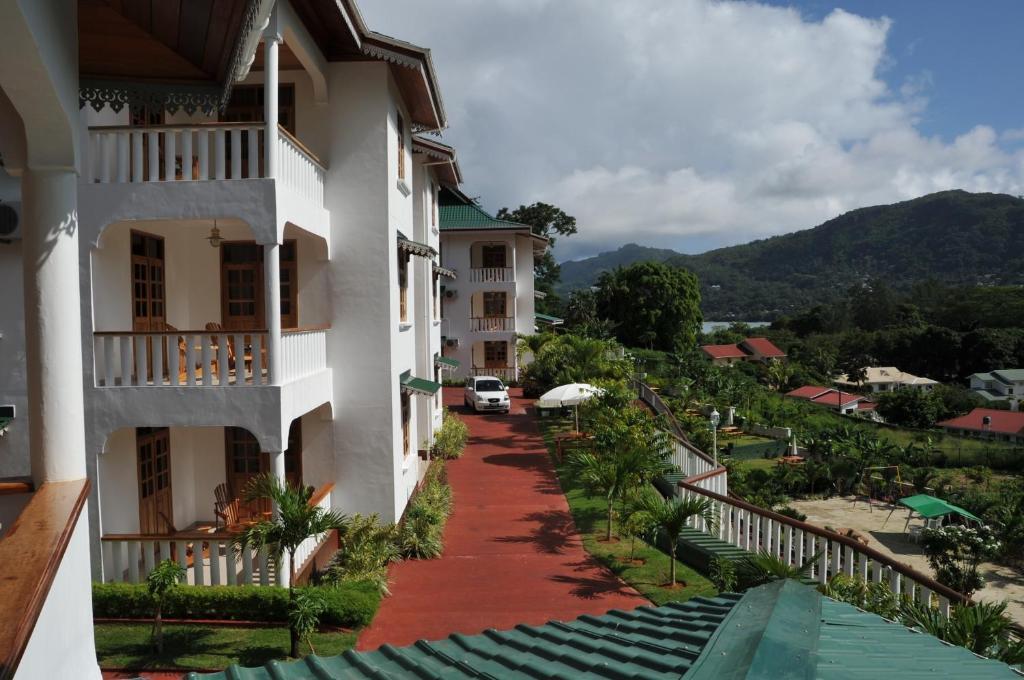 La Fontaine Holiday Apartment Bel Ombre Exterior photo